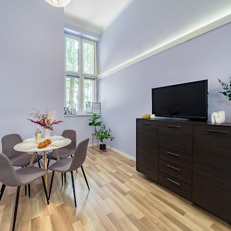Apartament Przy Rynku Dluga 23 Cracovia Esterno foto